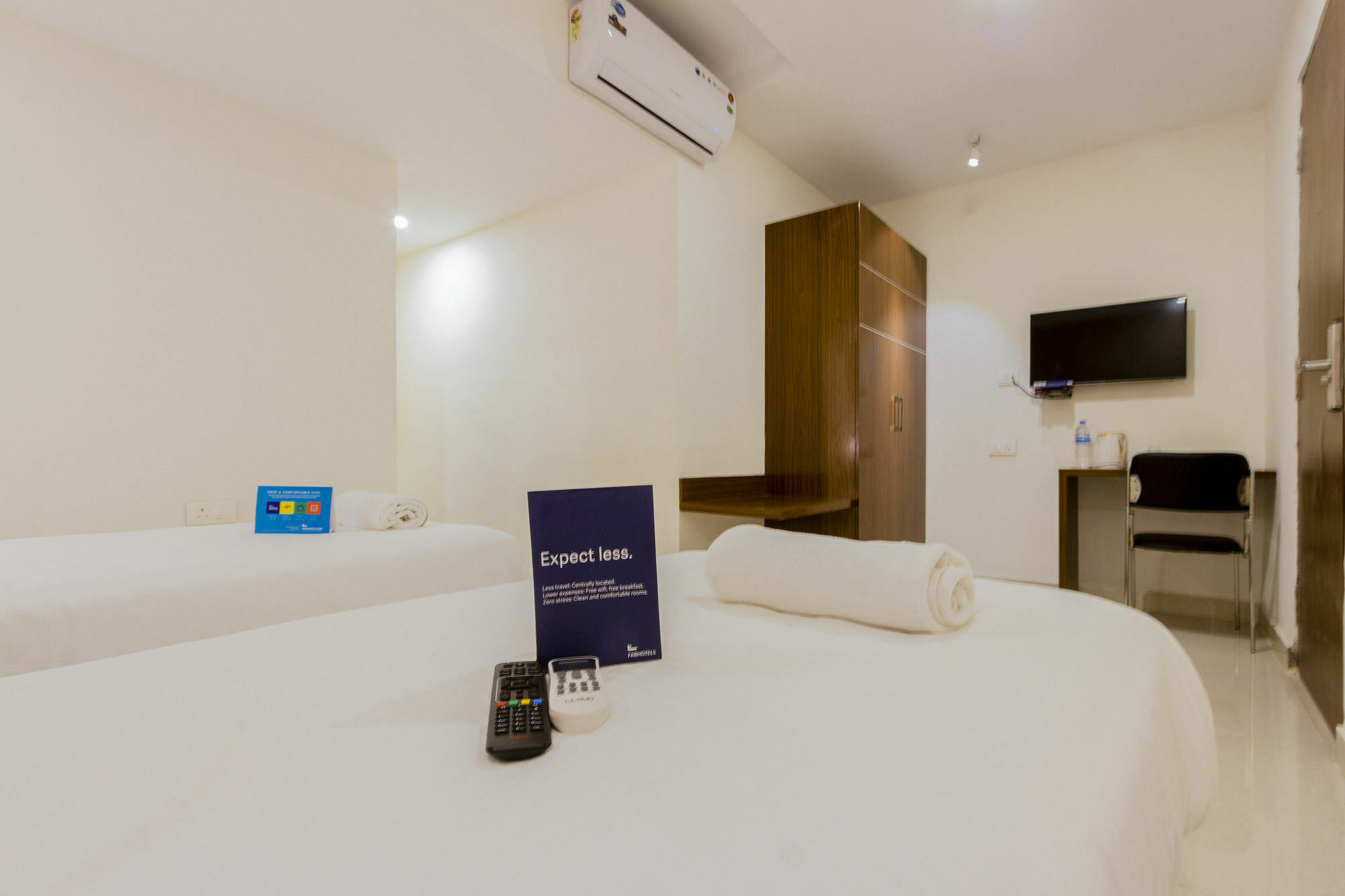 Fabhotel Grand Continent Jp Nagar Бангалор Экстерьер фото